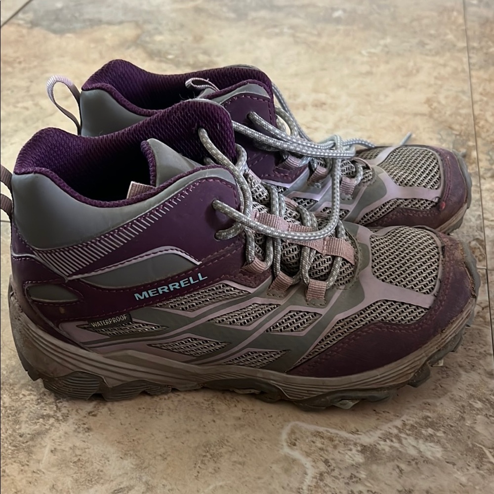 Merrell Purple Gray Athletic Shoes with Rugged Soles